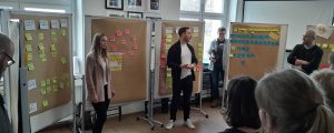 Präsentation des Case - Impression vom easymedia Team beim Global Service Jam 2018 in Dresden